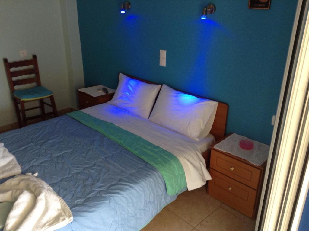 Kostas Rooms Votsi  Quarto foto